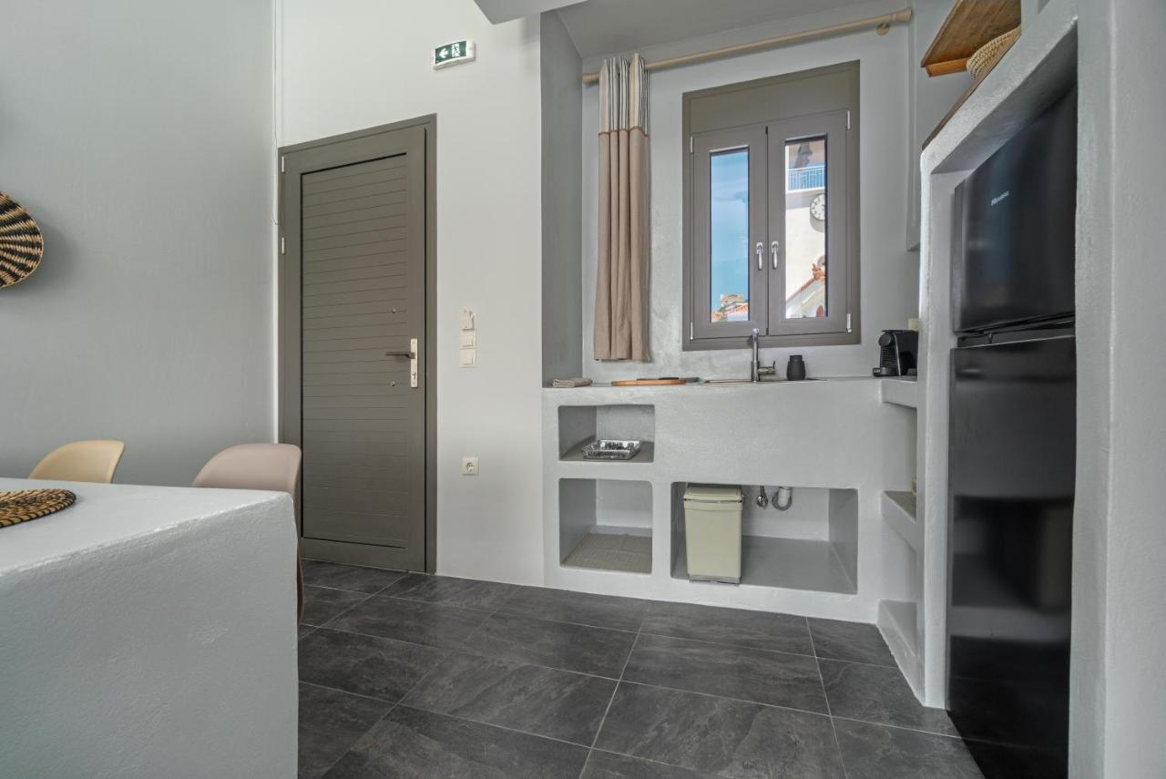 La Perla Suites 아이 아포스톨리 외부 사진